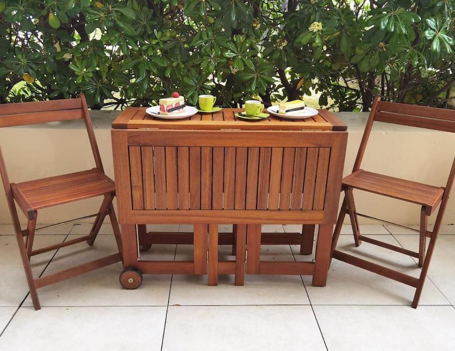 Superbe Studio Avec Terrasse En Front De Mer Mentone Esterno foto
