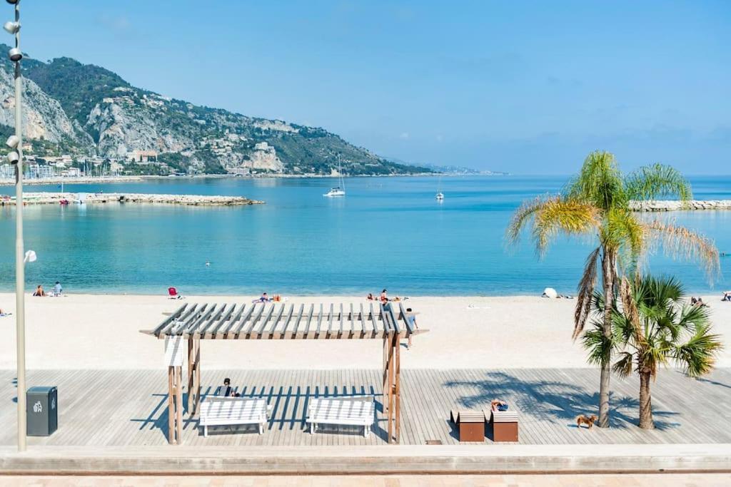 Superbe Studio Avec Terrasse En Front De Mer Mentone Esterno foto